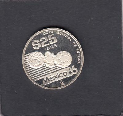 Beschrijving: 25 Pesos SOCCER 86